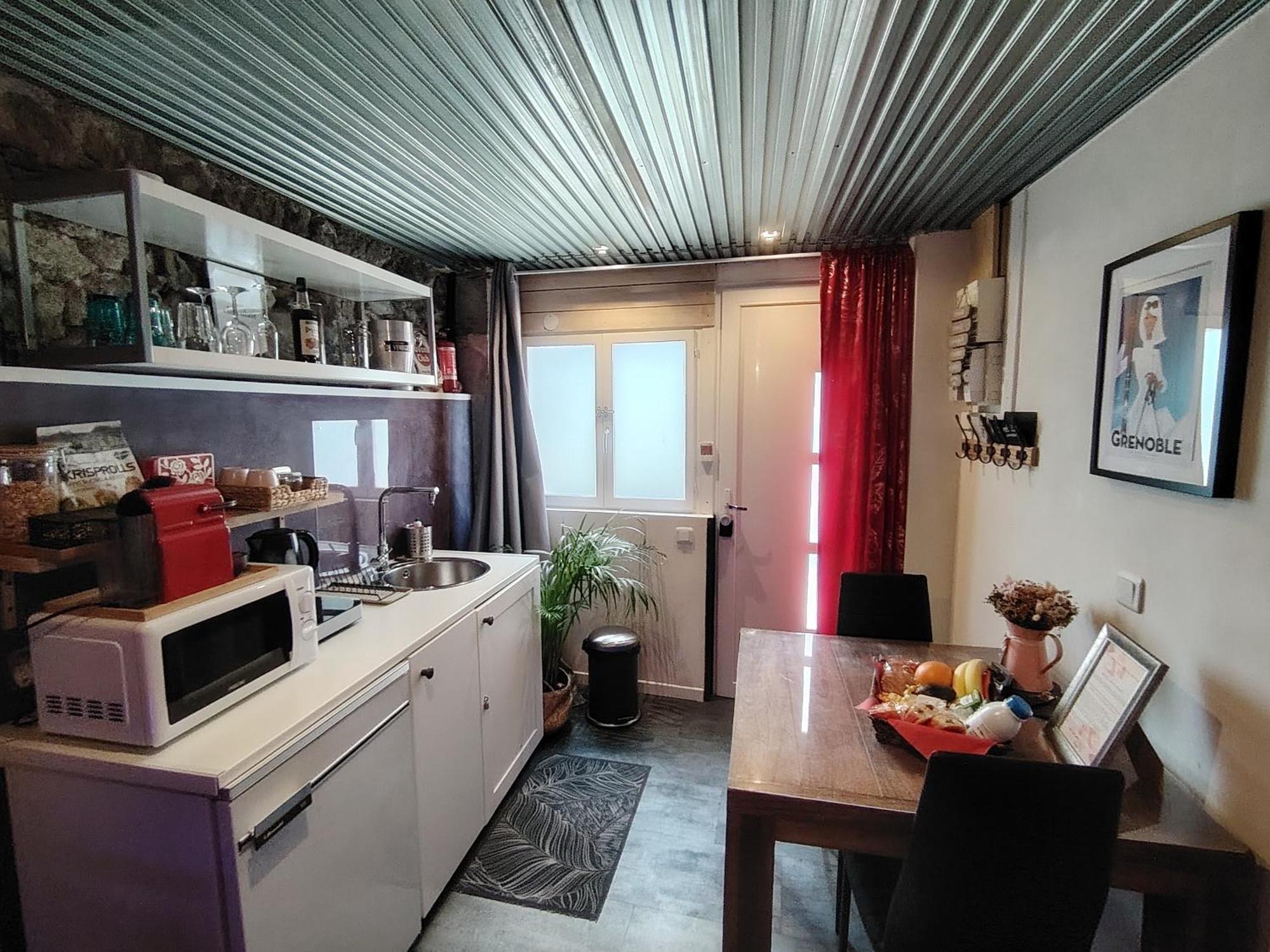 Sweet Loft Grenoble-Love Room Avec Jacuzzi & Sauna Bagian luar foto